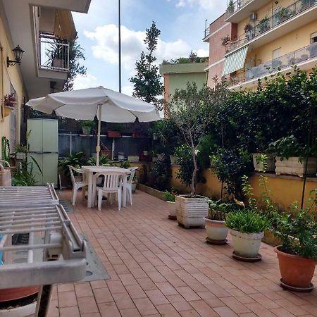Adrian House Apartment Рим Екстериор снимка