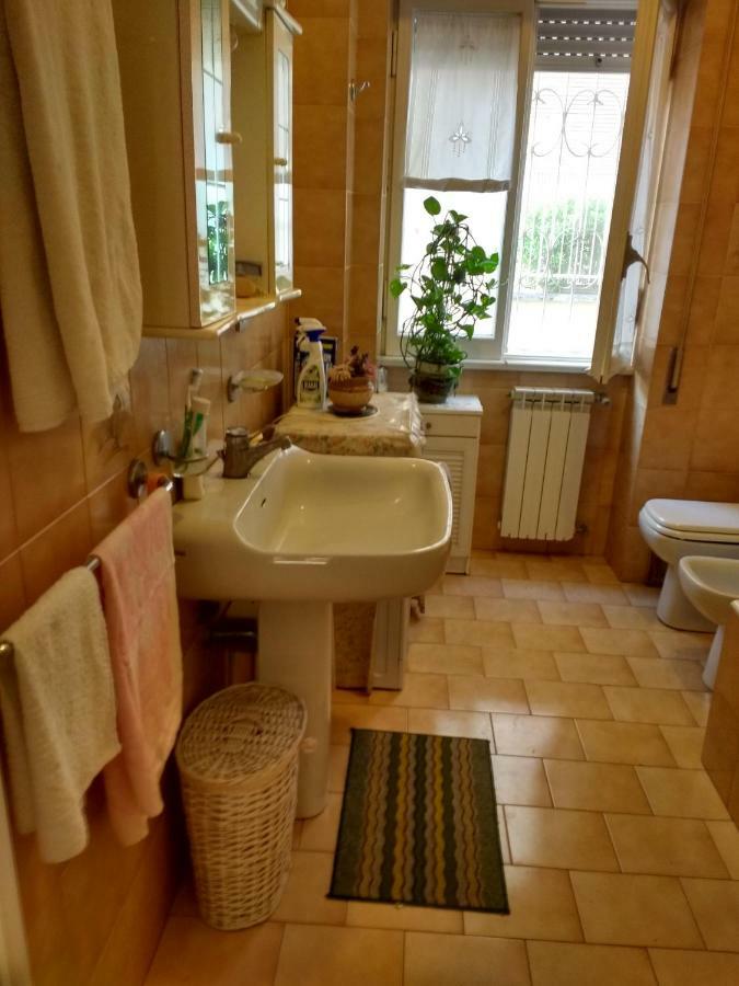 Adrian House Apartment Рим Екстериор снимка